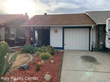 Main picture of 6217 Center Mall Way