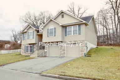 Main picture of 160 N 9th St