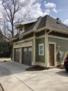 Main picture of Monmouth Avenue 1002 - G