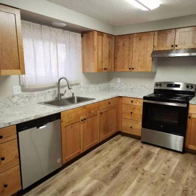 Main picture of 190 Moonlite Dr