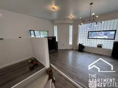 Main picture of 2732 W Chicago Ave
