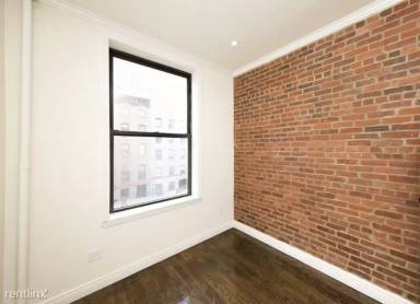 Main picture of 316 W 14th St