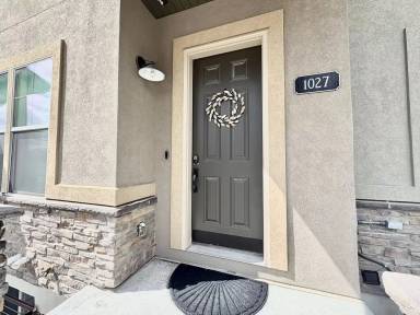 Main picture of 1027 W Wasatch Spring Rd