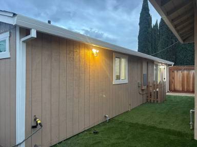 Main picture of 1378 Windsor Way