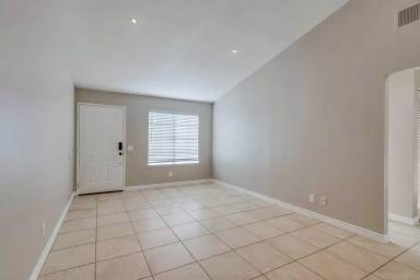 Main picture of 26 Marbella Aisle