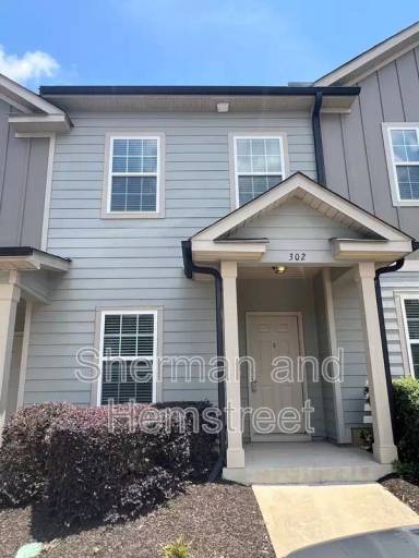 Main picture of 302 Joiner Cir