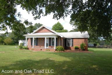 Main picture of 8012 Eversfield Rd
