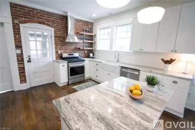 Main picture of 334 Broad St