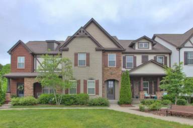 Main picture of 539 Vintage Green Ln