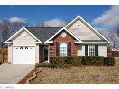 Main picture of 816 Hitchcock Way