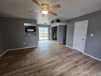 Main picture of 1105 S 10th St