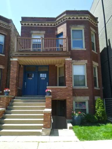 Main picture of 2704 N Ashland Ave