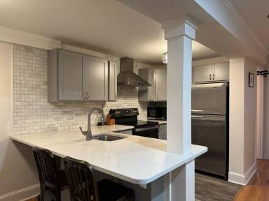 Main picture of 519 Columbus Ave