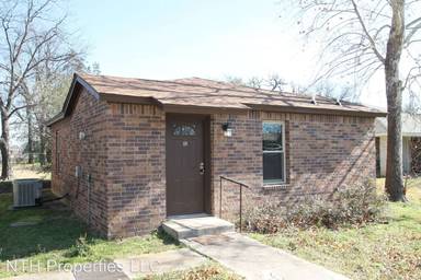 Main picture of 118 N Avenue C