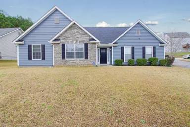 Main picture of 5744 Village Loop
