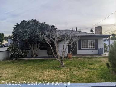 Main picture of 8620 And 8622 Lampson Avenue And St