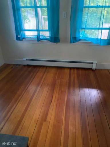 Main picture of 94 Crescent St