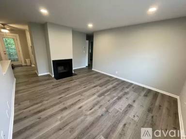 Main picture of 2641 S Walter Reed Drive