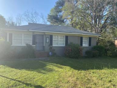 Main picture of 4017 Bowman St