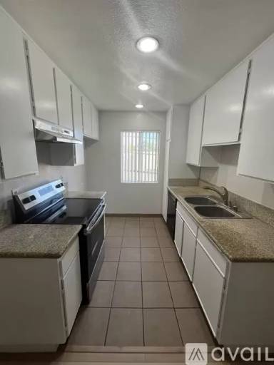 Main picture of 626 E Verdugo Ave