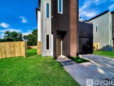 Main picture of 3802 Stanley Smith Dr