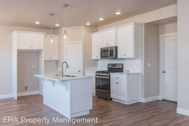 Main picture of 3083 W 1750 N