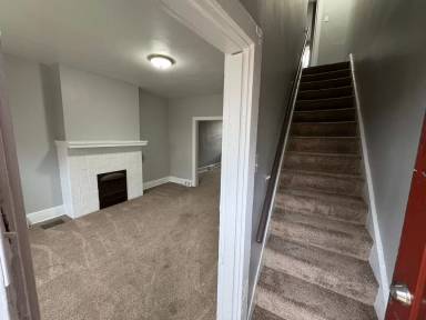 Main picture of 7304 Woodlawn Ave