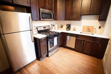 Main picture of 850 Geary St