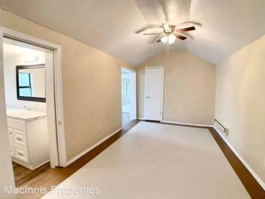 Main picture of 3403 S Harrison St
