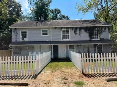 Main picture of 608 Price St