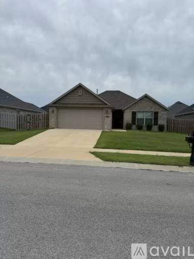 Main picture of 4535 W Topeka Ave