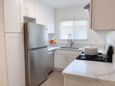 Main picture of 14315 Chandler Blvd