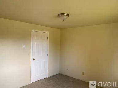 Main picture of 261 Willow St