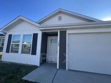 Main picture of 708 Short Leaf Ln