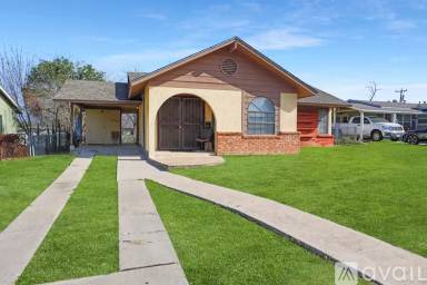 Main picture of 215 Birchwood Dr