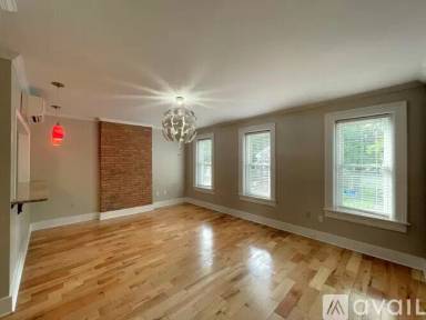 Main picture of 399 W Water St