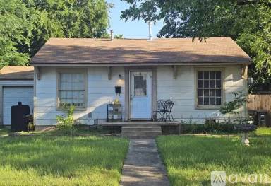 Main picture of 7204 Garza Ave