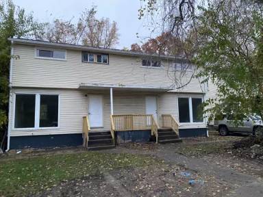 Main picture of 3520 E 9th Ave