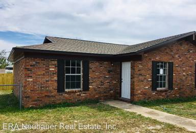 Main picture of 4004 E 11th St