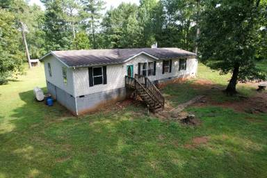Main picture of 23550 Cutbank Rd