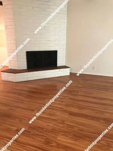 Main picture of 8604 Chambers Pl NE