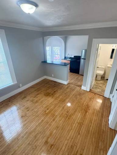 Main picture of 664 Western Ave