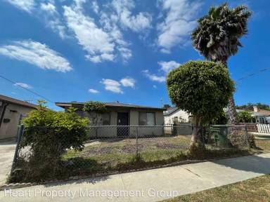 Main picture of 4612 W 168th St