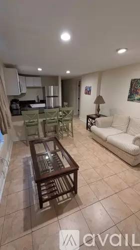 Main picture of 2319 Short St