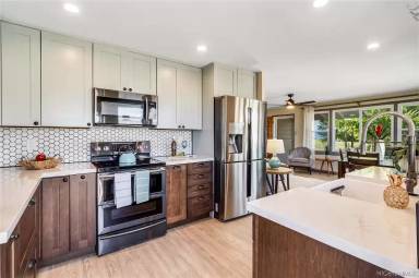 Main picture of 1419 Akamai St