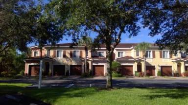 Main picture of Villagio Estero Condominium