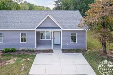 Main picture of 606 E Pine Ave