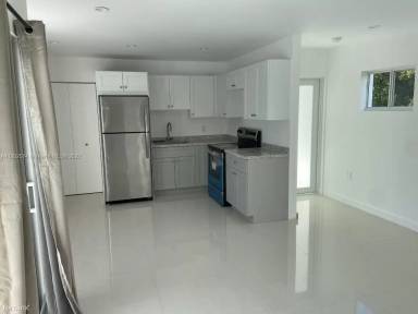 Main picture of 1247 SW 17th St