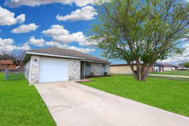 Main picture of 2303 Jerome Dr