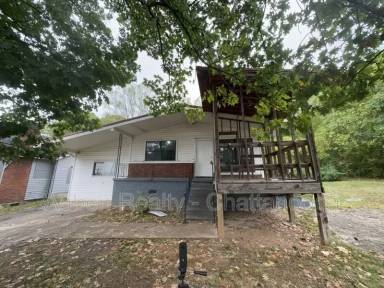 Main picture of 2406 12th Ave